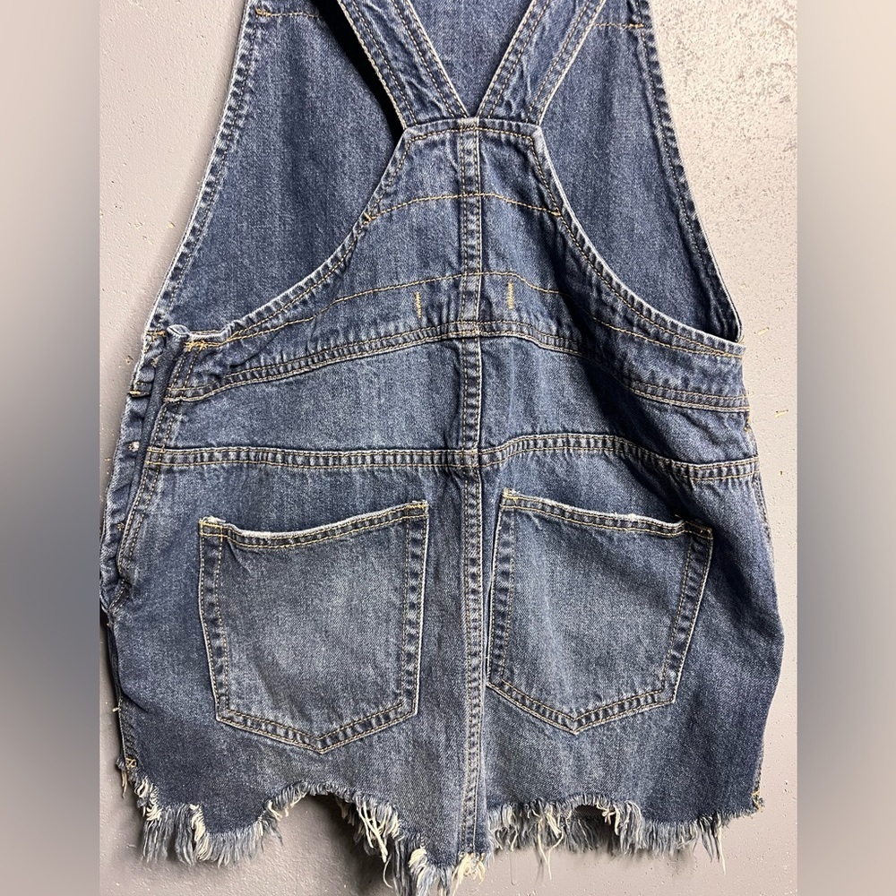 Free People Denim Raw Hem Mini Overall Skirt Size 4 - Picture 3 of 15